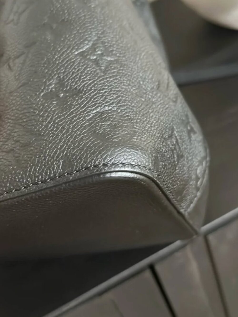 Louis Vuitton Black Empriente Neonoe - Picture 6 of 7
